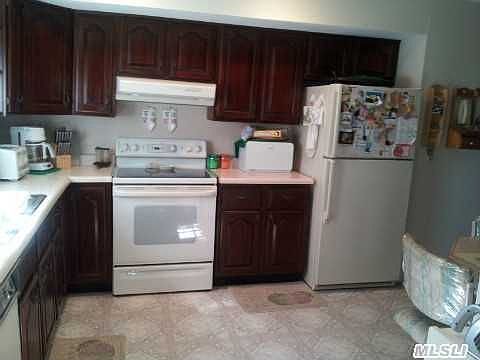5th image of 19 Gordon Ave