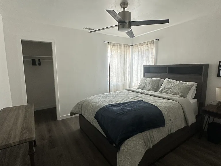 415 E Norton St — Photo 12