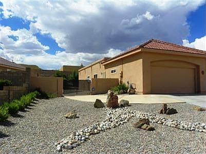 2nd image of 2301 Arroyo Falls St NW