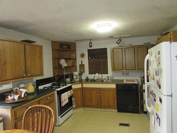 2nd image of 15724 County Road 4