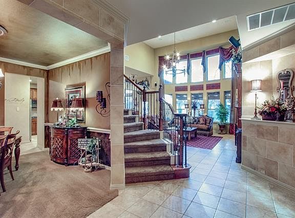 3rd image of 222 Livingston Dr