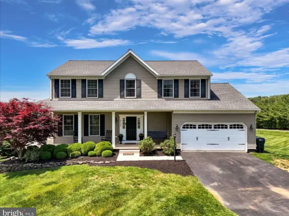 8069 Pleasant Valley Rd, Stewartstown, PA 17363