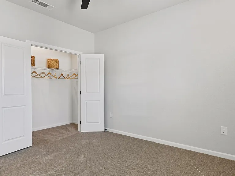 Whispering Pointe Apartments — Photo 55