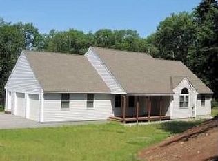 731 Forest Rd, Lyndeborough, NH 03082