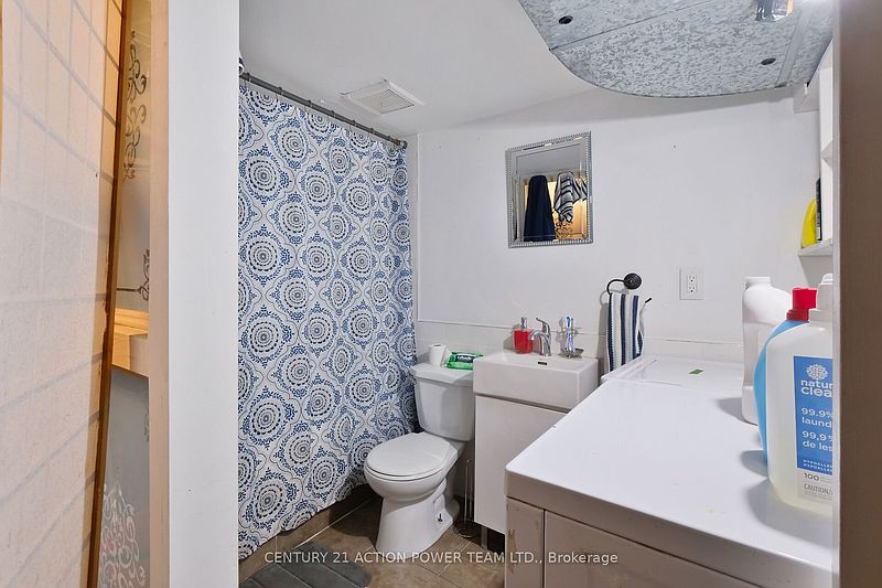 Ottawa House for rent - 4 Bedrooms — photo 34