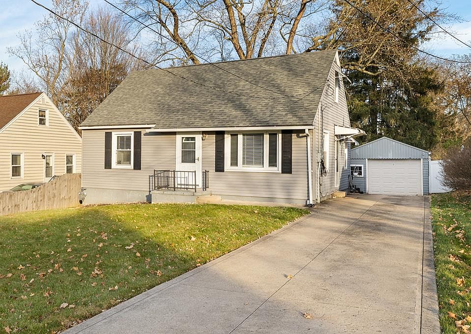 1st image of 310 Westlawn Dr