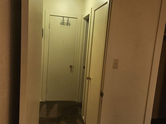 5th image of 146 Malone Ln APT C