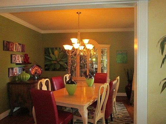4th image of 9 Woodcrest Dr