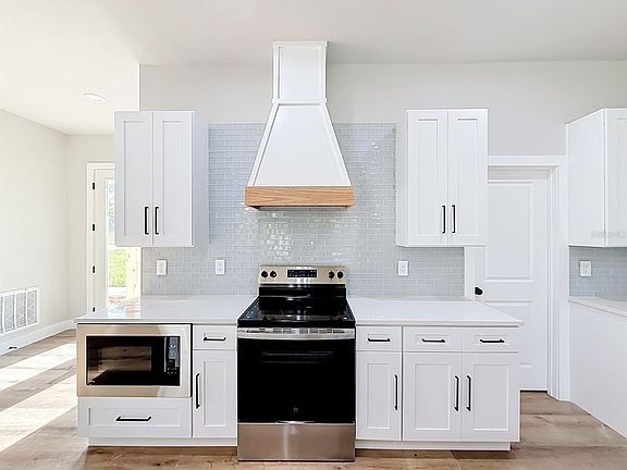 5th image of 8662 SW 134TH AVENUE