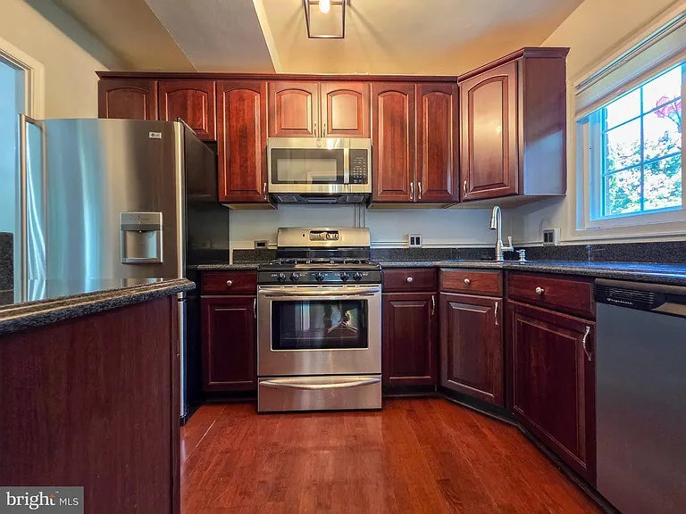 3710 Gunston Rd — Photo 9