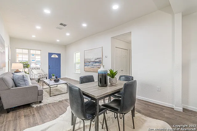 324 Bargas St — Photo 7