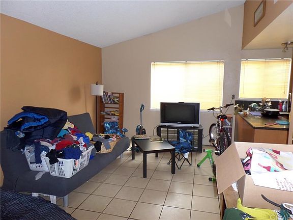 5th image of 15446 Morongo Ct