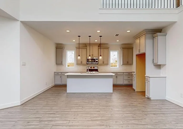 21623 Lampeter River Ln — Photo 5