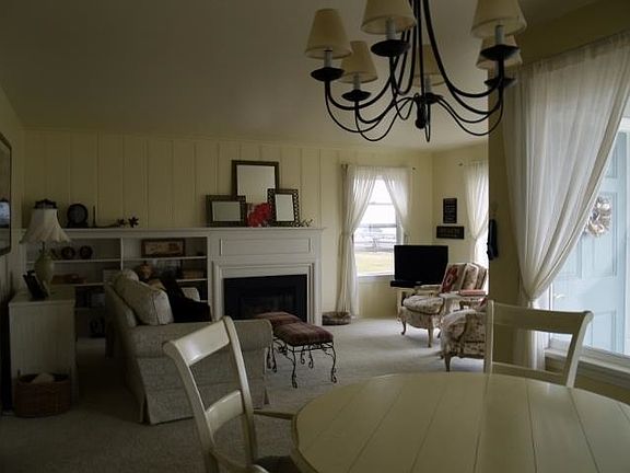 4th image of 570 N Pebble Beach Dr