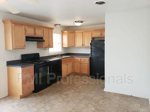 4th image of 100 Crosslin Cir