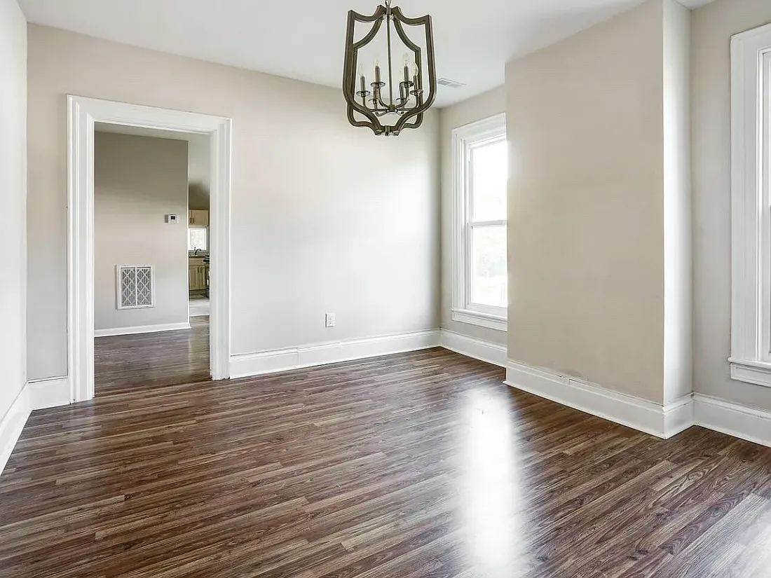 212 Normal Ave — Photo 3