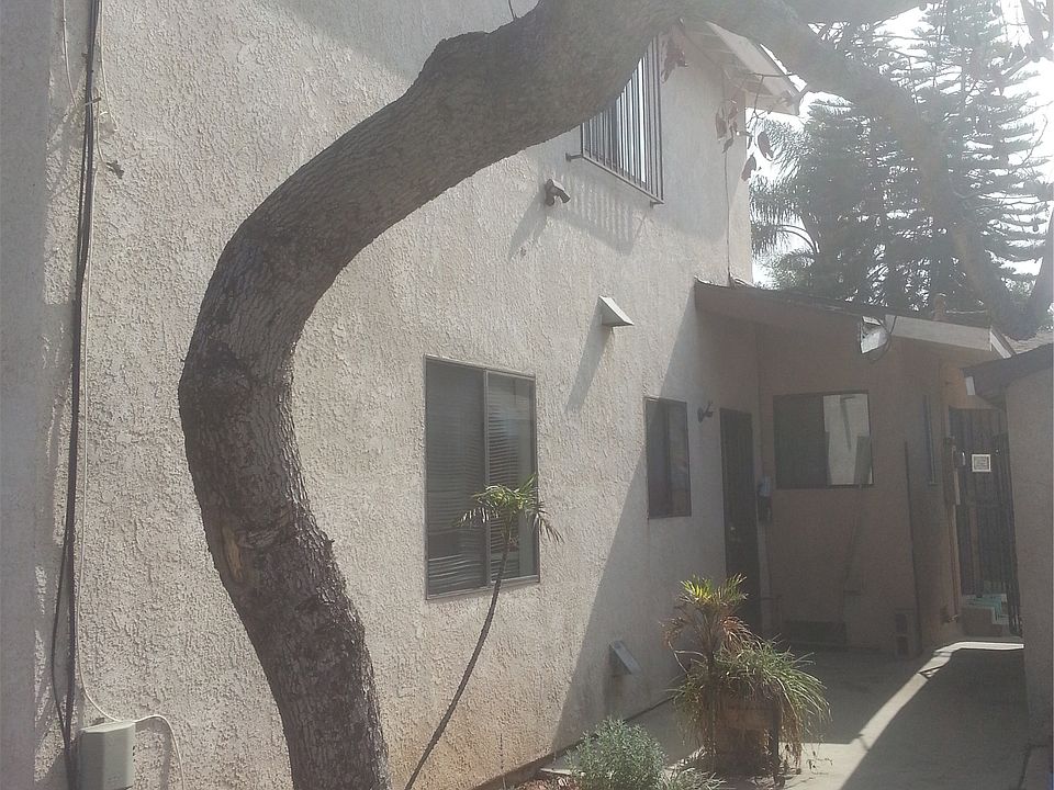 2nd image of 409 E Adele St