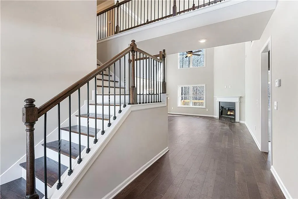 4 bed, 5.0 bath, 2879 sqft, $2,750 — Photo 4