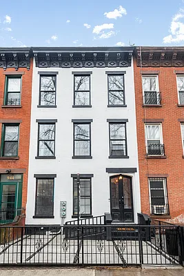 Rented by Oxford Property Group | media 3