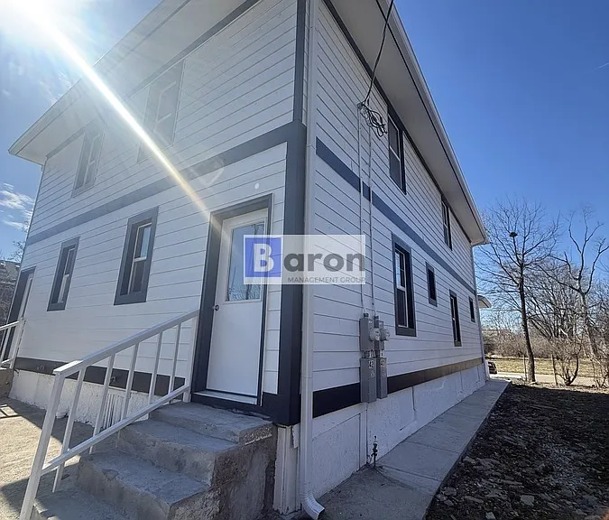 42 S Mathison St — Photo 17