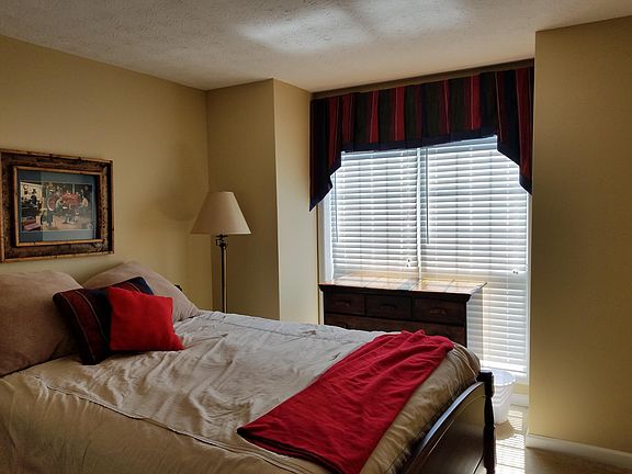 3rd image of 203 Riverview Dr SE