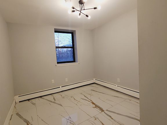 4th image of 30 Bergen Ave #1E