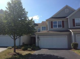 2946 Langston Cir, Saint Charles, IL 60175