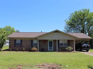 301 Kevin Ln, Amory, MS 38821