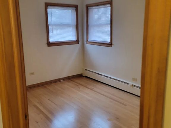 2nd image of 3405 S Oak Park Ave #2E