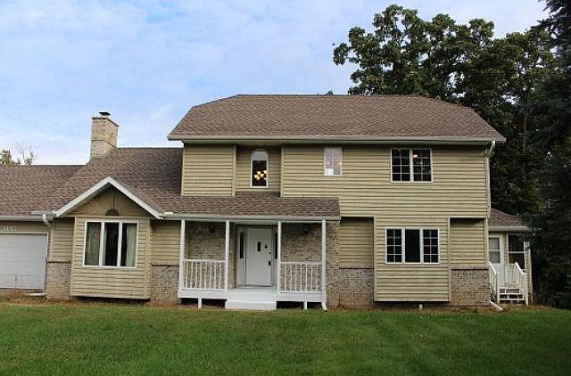 1st image of 3685 Plum Creek Dr