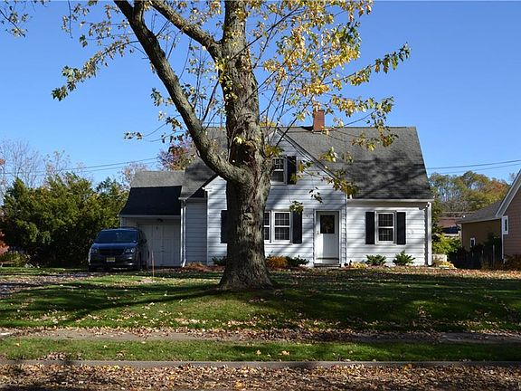 2nd image of 182 Linwood Ave