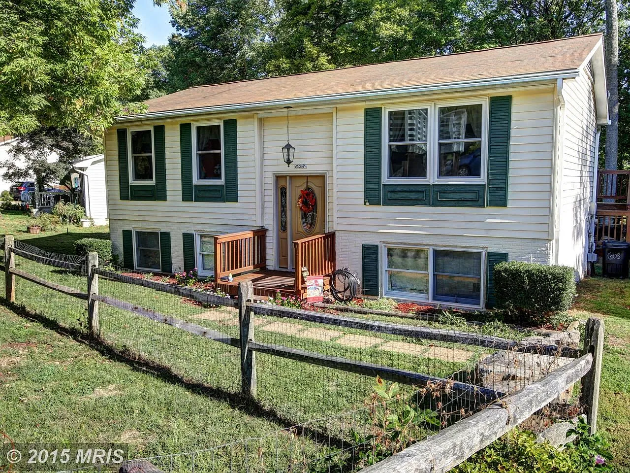 608 Rockbridge Dr SE photo 1