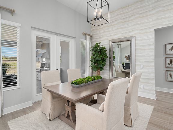 Dining area with access to the outdoor kitchen