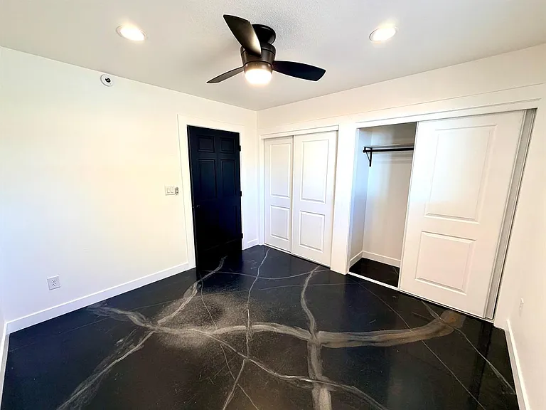 239 Nancy St — Photo 31