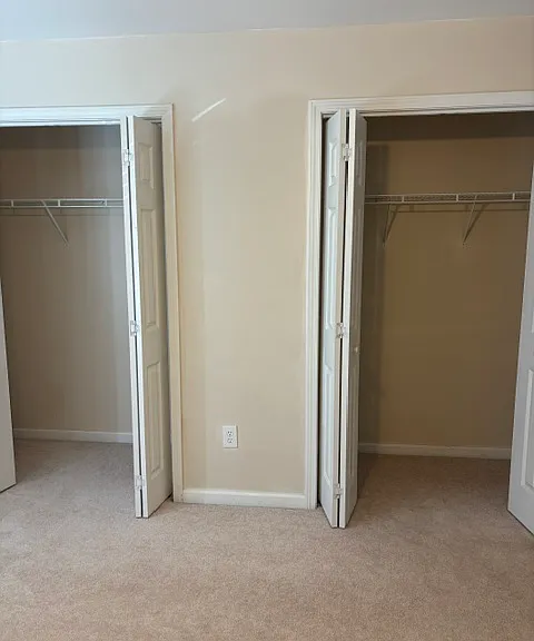 Bdrm 4 closets