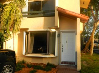 10000 SW 77th Ct, Miami, FL 33156