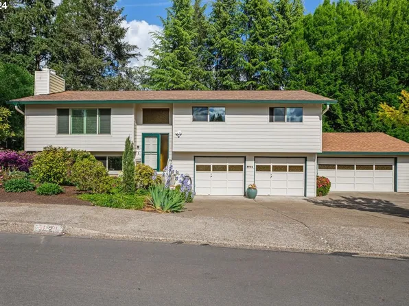 2920 NE Waggoner Dr, McMinnville, OR 97128