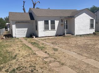 222 N El Paso Ave, Tulia, TX 79088