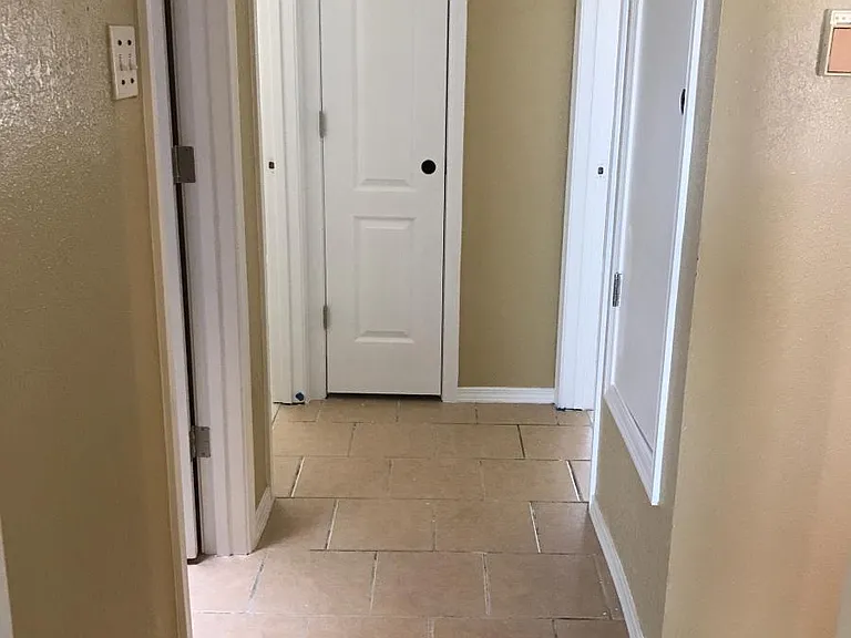 1805 Jean Louise St — Photo 14
