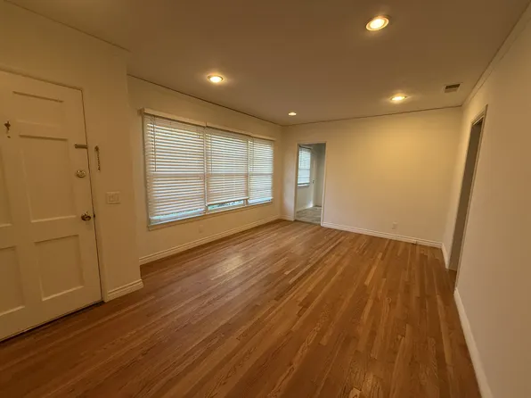 10901 Huston St #1, North Hollywood, CA 91601