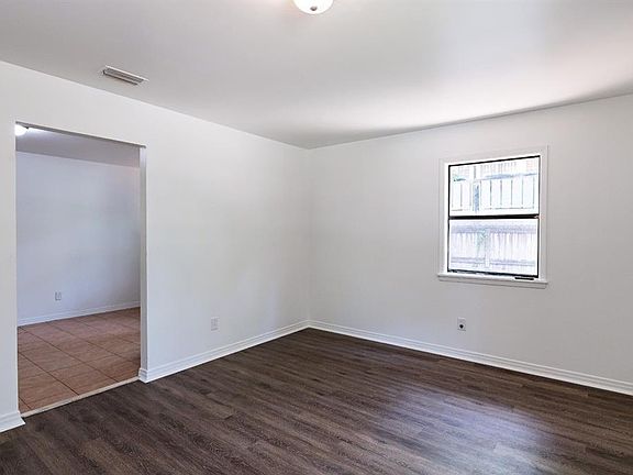 5th image of 6756 Victor Rd