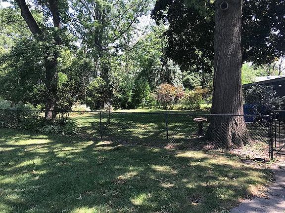 5th image of 10142 McLean Ave
