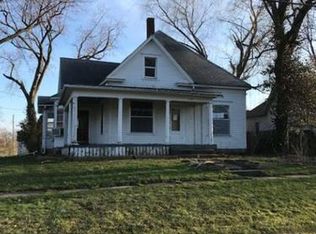 408 E Arthur St, Hamilton, MO 64644