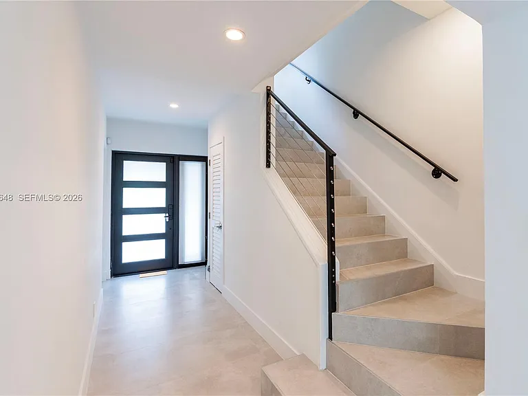 925 Algaringo Ave — Photo 8