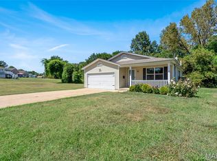 1013 Bell Ave, Saint Louis, MO 63119