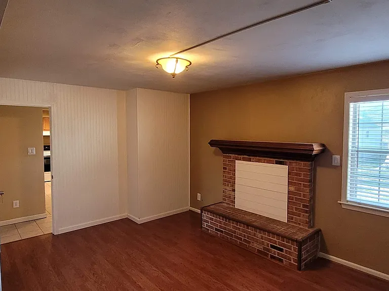 1278 Eaglewood Dr #5 — Photo 3
