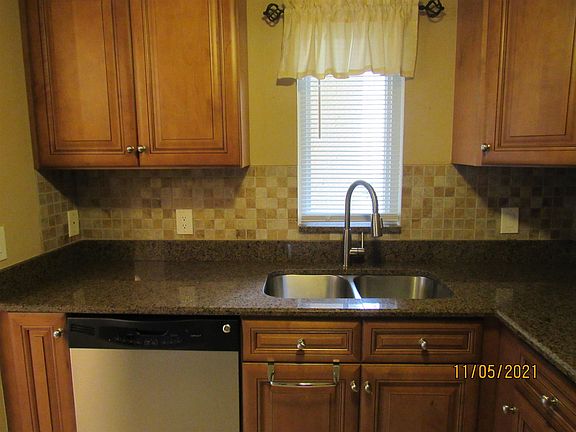 4th image of 1628 SE Green Acres Cir APT I101