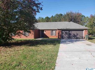 240 Amber Ln, Harvest, AL 35749