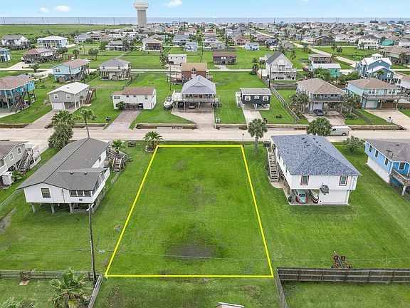 2nd image of 16534 Jolly Roger Rd