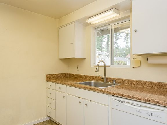 5th image of 7805 185th Street Ct E